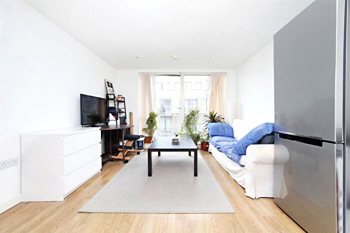 1 Bedroom Flat To Rent In Aegean Court, Seven Sea Gardens, London, E3