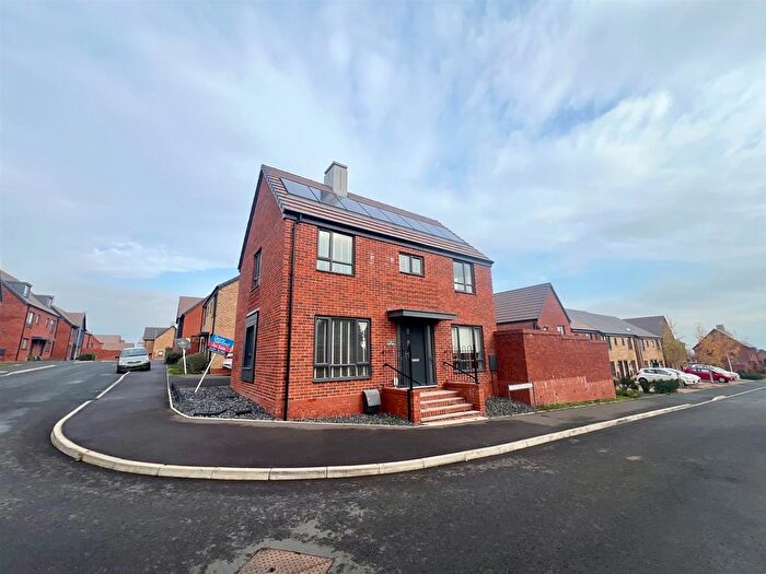 3 Bedroom Detached House For Sale In Strothers Avenue, Malvern, WR14