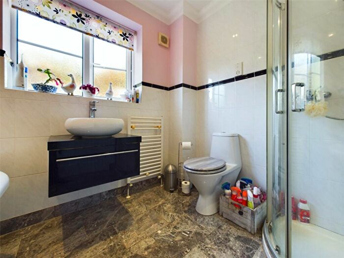 5 Bedroom Semi-Detached House For Sale In Shiplate Road, Bleadon, Weston-super-Mare, North Somerset, BS24