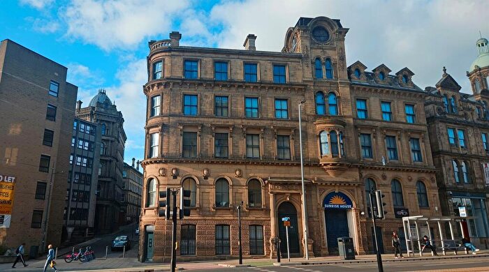 1 Bedroom Flat For Sale In Leeds Road, Bradford, BD1