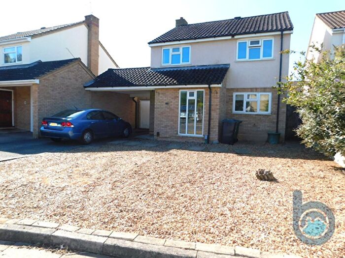4 Bedroom Link Detached House To Rent In Fallowfield, Peterborough, PE2