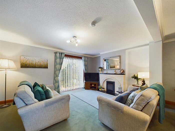 2 Bedroom Semi-Detached House For Sale In Willowbank, Birnam, PH8