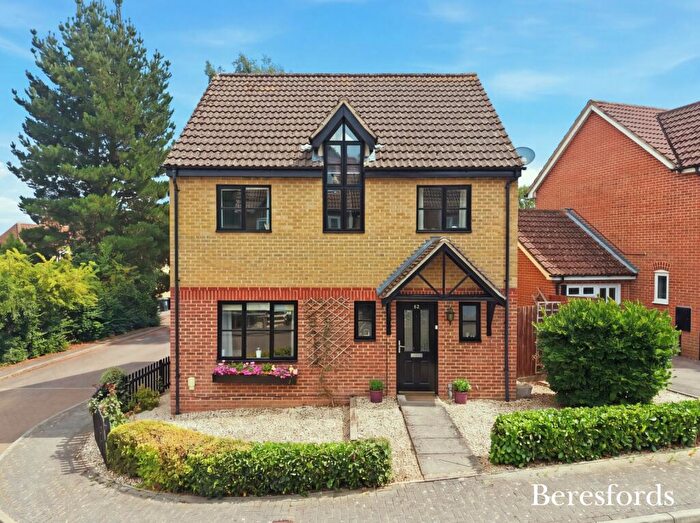 5 Bedroom Detached House For Sale In Lukins Drive, Dunmow, CM6