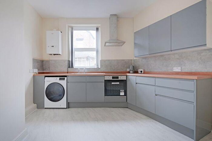 2 Bedroom Terraced House To Rent In Kendal Road, Sheffield, S6