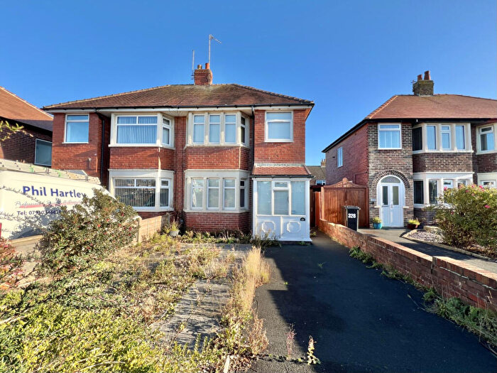 3 Bedroom Semi-Detached House For Sale In Bispham Road, Bispham, FY2