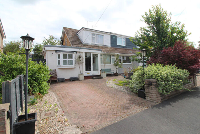1 Bedroom Chalet To Rent In Oak Close, Beverley, HU17