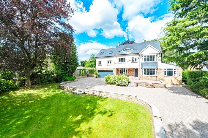 6 Bedroom Detached House For Sale In Wetherby Road, Scarcroft, Leeds, LS14