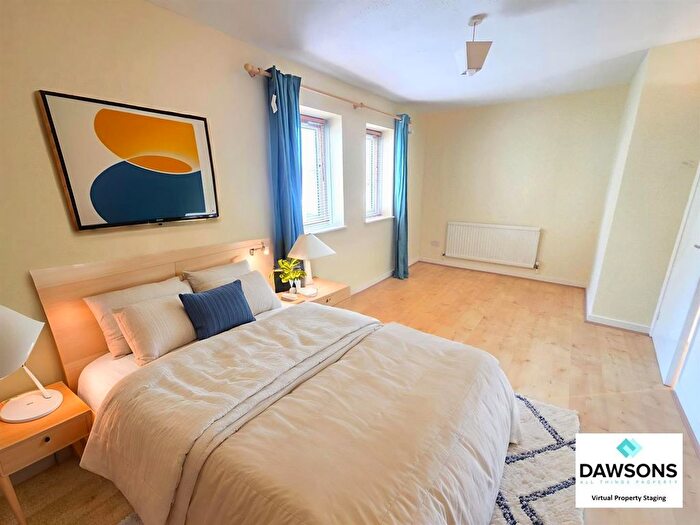 2 Bedroom Flat For Sale In Ferrara Square, Marina, Swansea, SA1