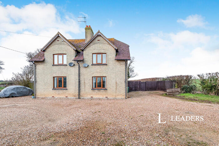 2 Bedroom Semi Detached House To Rent In Hyde Lane Cottages, Foscott, MK18