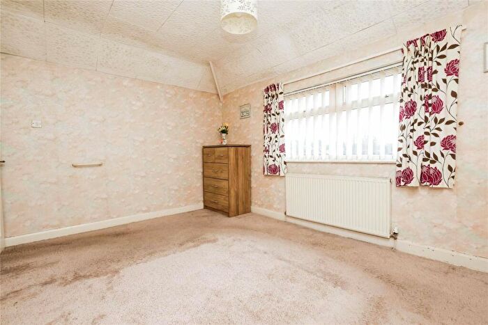 2 Bedroom Semi-Detached House For Sale In Swinbrook Grove, Great Barr, West Midlands, B44