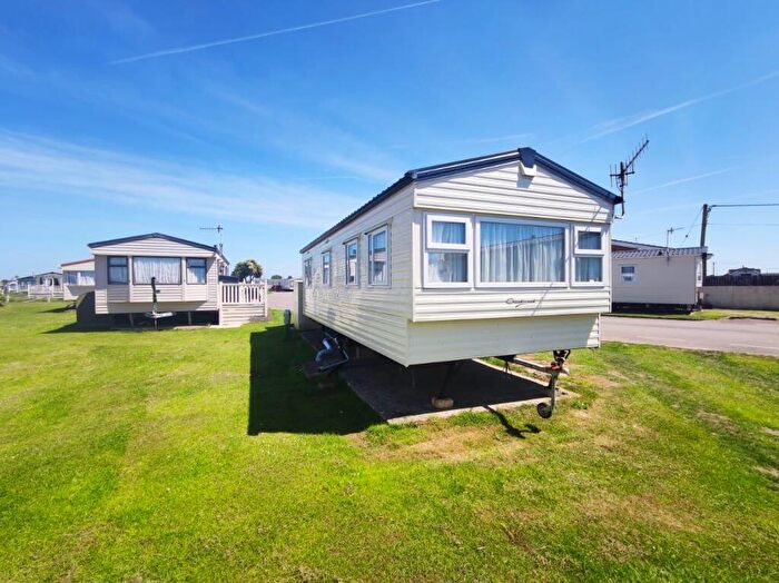 2 Bedroom Caravan For Sale In Delta, Warners Lane, PO20