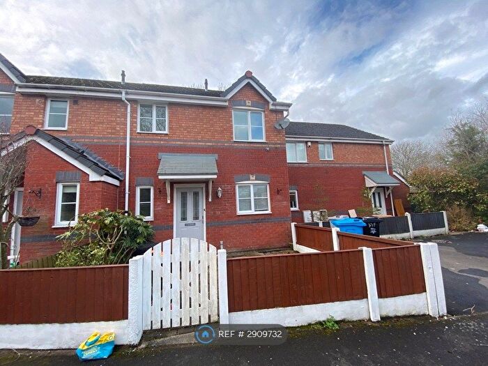 3 Bedroom Terraced House To Rent In Lingfield Avenue, Sale, M33