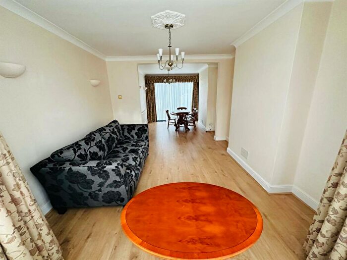3 Bedroom Semi-Detached House To Rent In Rushgrove Avenue, Colindale, London, NW9