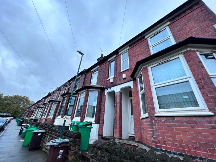 6 Bedroom House To Rent In Cottesmore Road, Nottingham, NG7