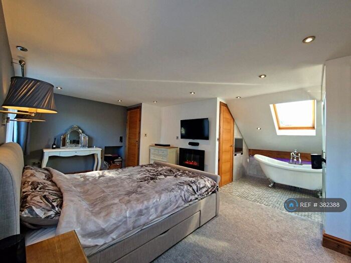 4 Bedroom End Of Terrace House To Rent In Penwortham, Penwortham, Preston, PR1