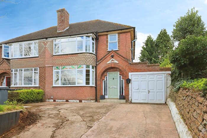 3 Bedroom Semi Detached House For Sale In Sutton Park Road, Kidderminster, Worcestershire, DY11