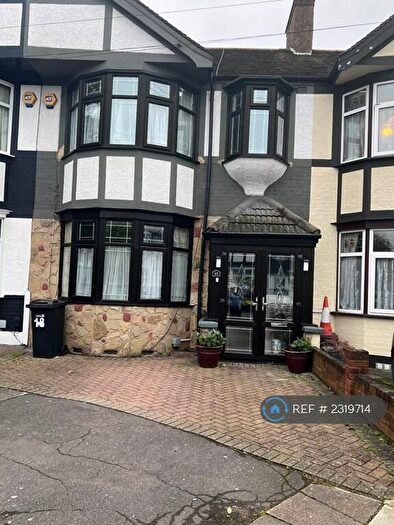 3 Bedroom Terraced House To Rent In Greystone Gardens, Ilford, IG6