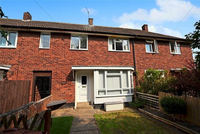 3 Bedroom Town House To Rent In Harley Gardens, Leeds, West Yorkshire, LS13