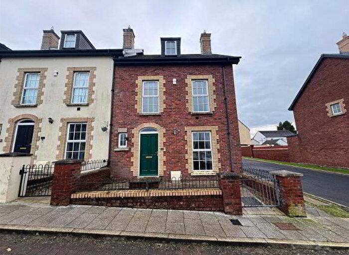 4 Bedroom Semi-Detached House For Sale In Blackrock Square, Newtownabbey, BT36