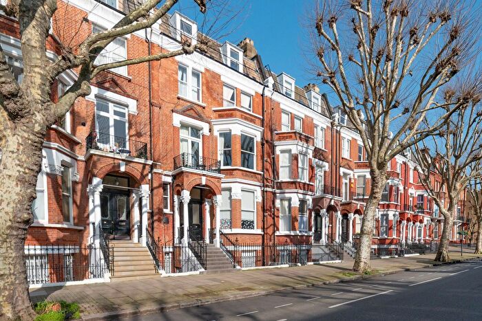 1 Bedroom Flat For Sale In Sutherland Avenue, London, W9