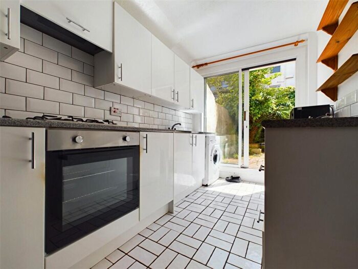 4 Bedroom Terraced House To Rent In Islingword Street, Brighton, BN2
