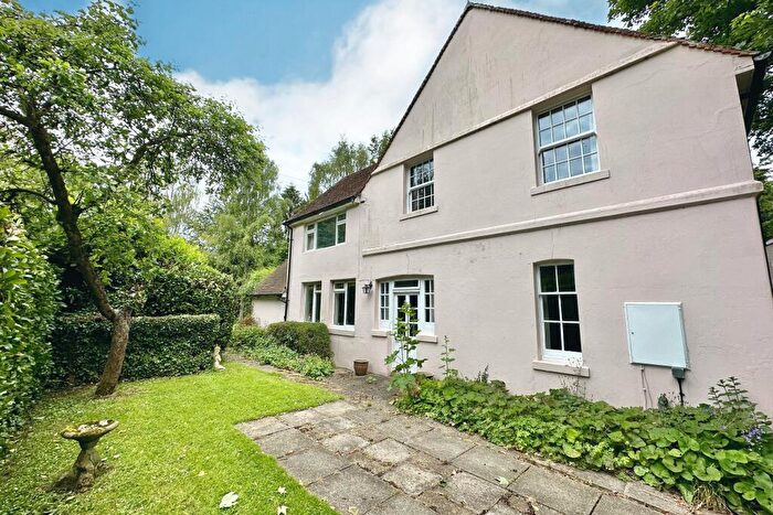 4 Bedroom Detached House For Sale In Danehurst Cottage, Aldington Road, Lympne, Hythe, Kent, CT21