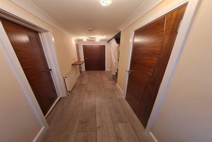 2 Bedroom Property To Rent In Gastons Lane, Martock, TA12