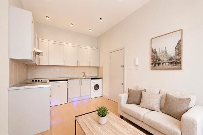 Studio To Rent In London Road, Croydon, CR0