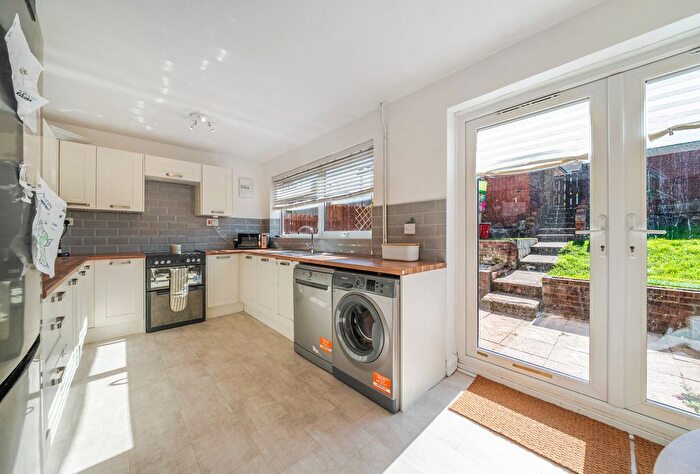 3 Bedroom End Terrace House For Sale In Badgeworth, Yate, Bristol, Gloucestershire, BS37