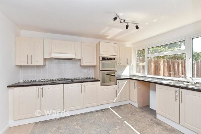 3 Bedroom Terraced House For Sale In Exeter Walk, Rochester, Kent, ME1