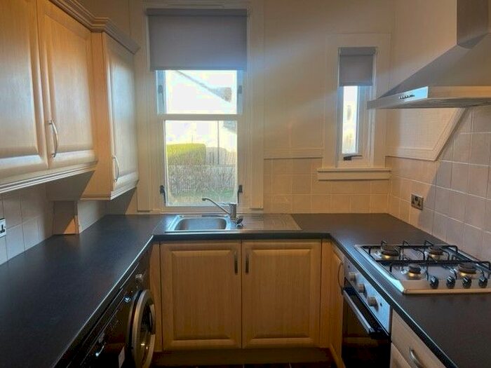 1 Bedroom Flat To Rent In Dalatho Crescent, Peebles EH45