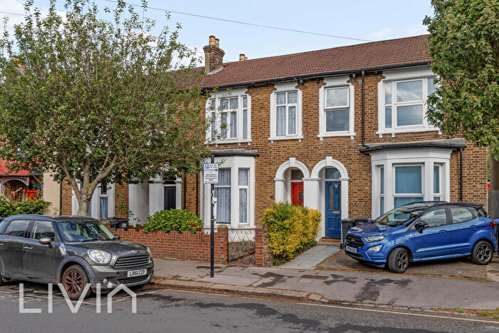 4 Bedroom Terraced House For Sale In Gloucester Road, Croydon, CR0