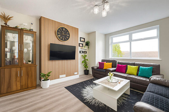 1 Bedroom Flat To Rent In Brantwood Road, London, N17