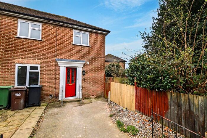 3 Bedroom Property To Rent In Knoll Crescent, Hampden Park, Eastbourne, BN22