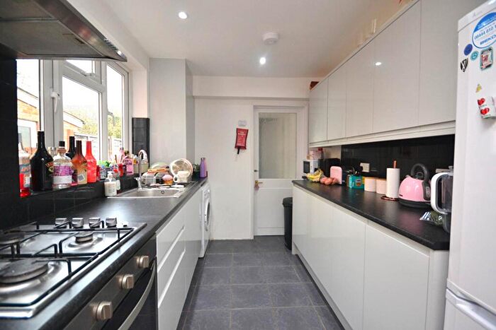 4 Bedroom Terraced House To Rent In Hatherley Road, Reading, RG1