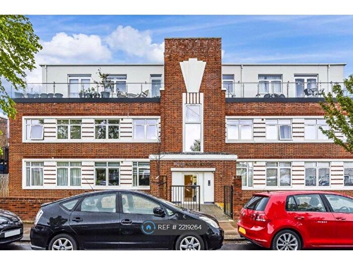 1 Bedroom Flat To Rent In Research House, Perivale, Greenford, UB6