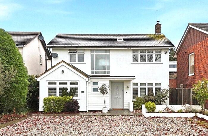4 Bedroom Detached House For Sale In Woodgrange Drive, Thorpe Bay, Essex, SS1