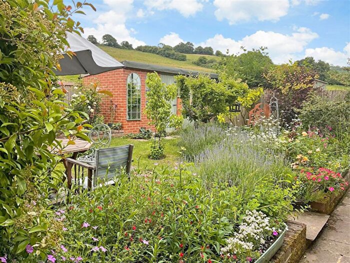 4 Bedroom Detached House For Sale In Maplescombe Lane, Farningham, Dartford, Kent, DA4