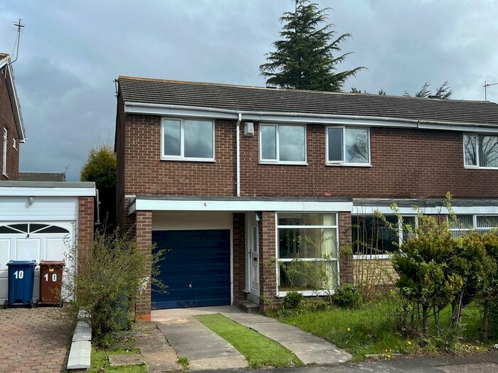 4 Bedroom Semi-Detached House To Rent In Beaminster Way, Newcastle Upon Tyne, NE3