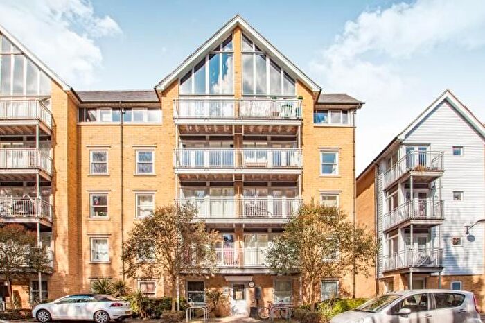 2 Bedroom Flat To Rent In Bingley Court, Canterbury, CT1