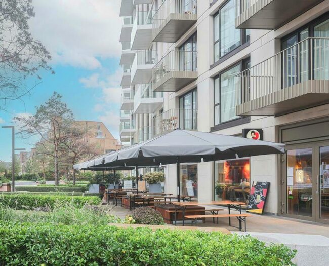 1 Bedroom Apartment For Sale In Saffron Gardens, London Dock, Virginia Street, London, E1W