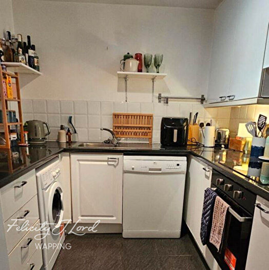2 Bedroom Apartment To Rent In Jardine Road, London, E1W