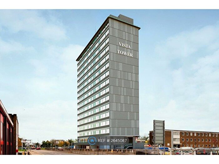 2 Bedroom Flat To Rent In Vist Tower, Stevenage, SG1