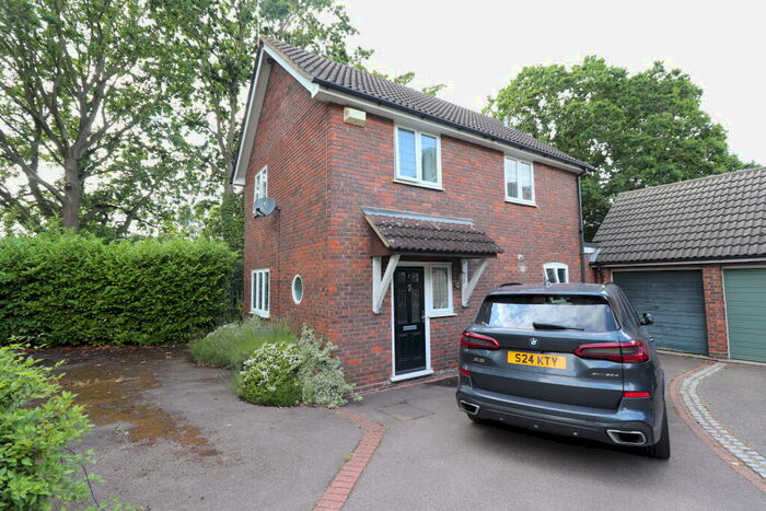 3 Bedroom House To Rent In Hutton, CM13