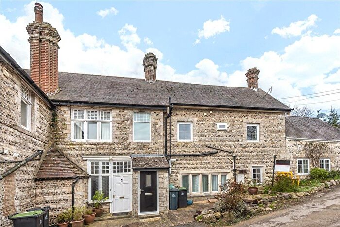 2 Bedroom Flat For Sale In Whitefriars, Copyhold Lane, Winterbourne Abbas, DT2