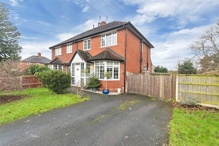 3 Bedroom Semi Detached House For Sale In Monkmoor Road, Monkmoor, Shrewsbury, Shropshire, SY2