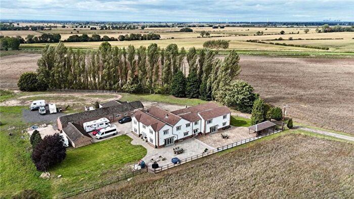 9 Bedroom Detached House For Sale In Crowle, Scunthorpe, DN17