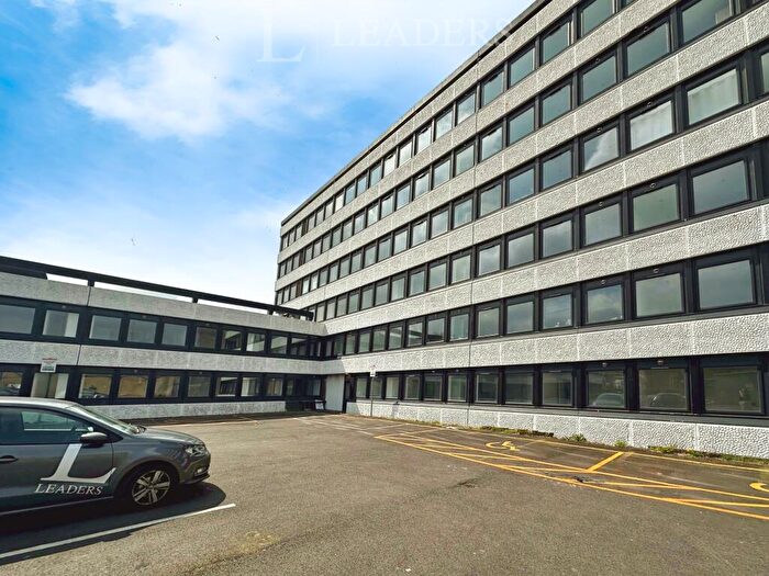 1 Bedroom Apartment To Rent In Yeadon Place, Green Lane, LS19