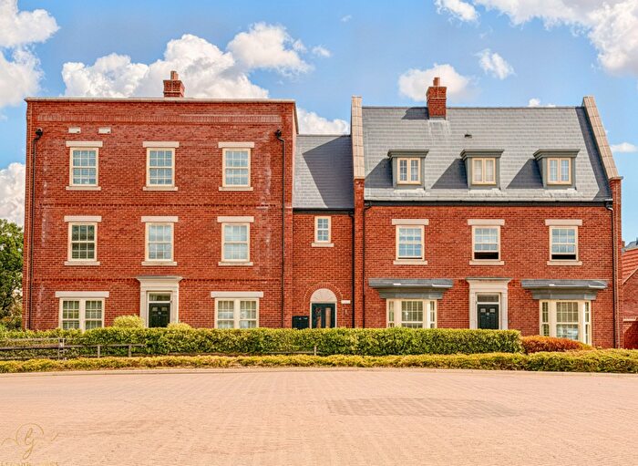 2 Bedroom Flat For Sale In Central Avenue, Brampton, PE28