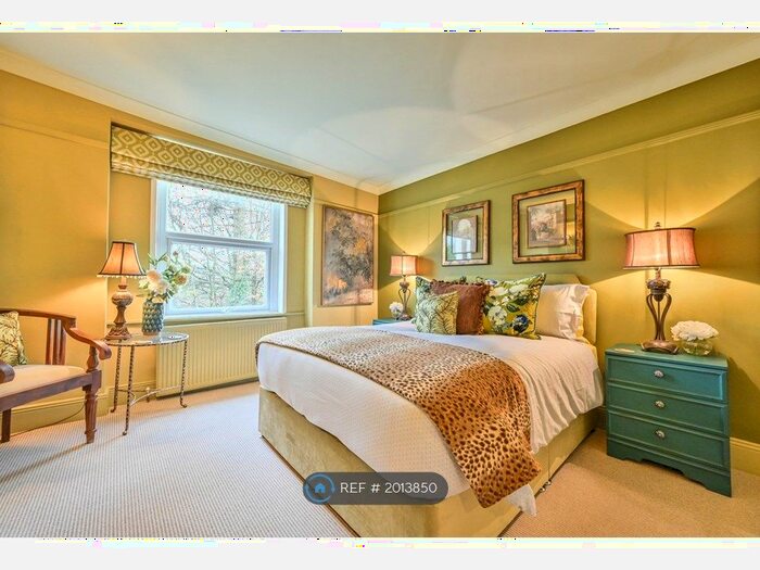 3 Bedroom Semi-Detached House To Rent In Holly Bank, Tavistock, PL19